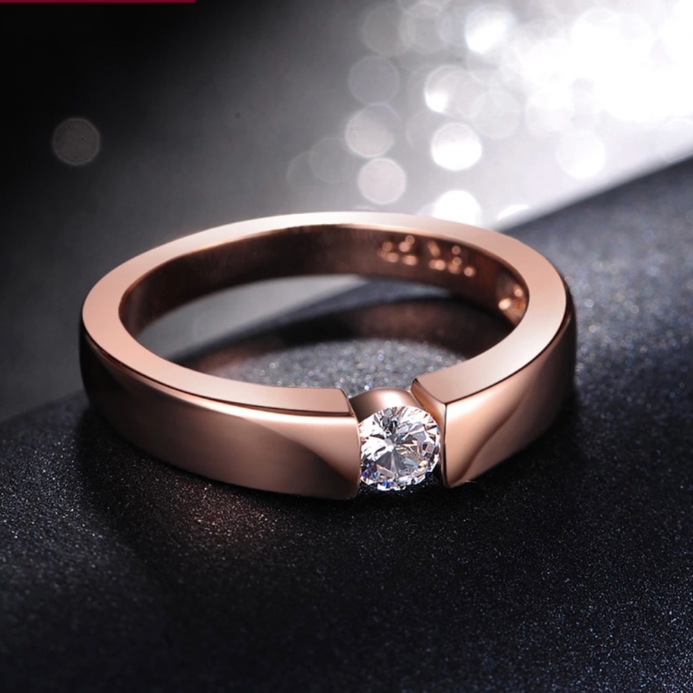 18K GP Rose Gold Beautiful Ring New - Picture 3 of 8